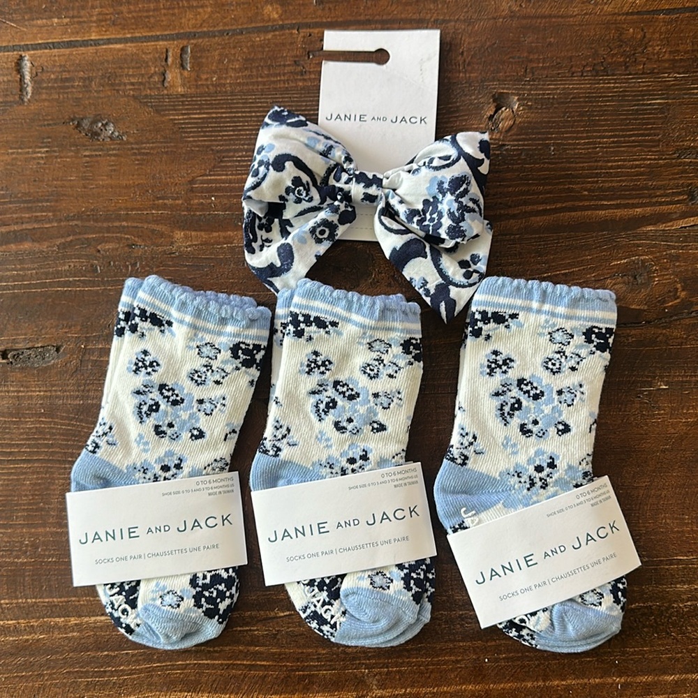Janie and Jack bundle!💙